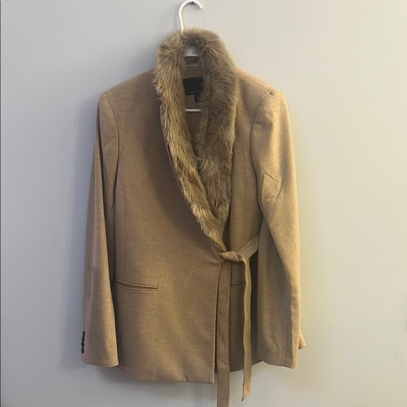 Banana Republic Jackets & Blazers - BANNA REPUBLIC - Elegant Tan Faux Fur Trimmed Women's Jacket size 12